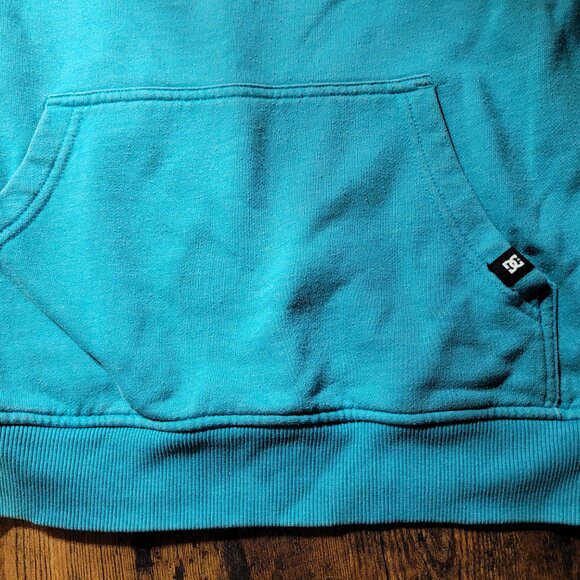 DC Shoes hoodie Turquoise Size Small Dc Shoes Hoodie RARE COLORWAY pullover - Picture 6 of 7